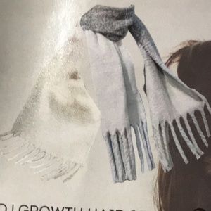 Aynil All you need is love Grey Ombré fringe scarf